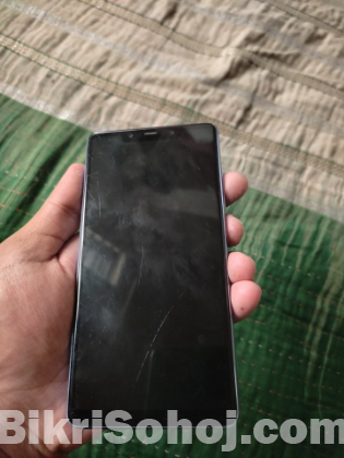 Xiaomi Mi 8se 4,64gb